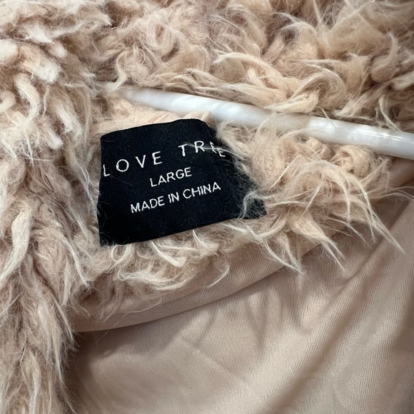 Love Tree Shaggy Fur Statement Jacket - Picture 2 of 5